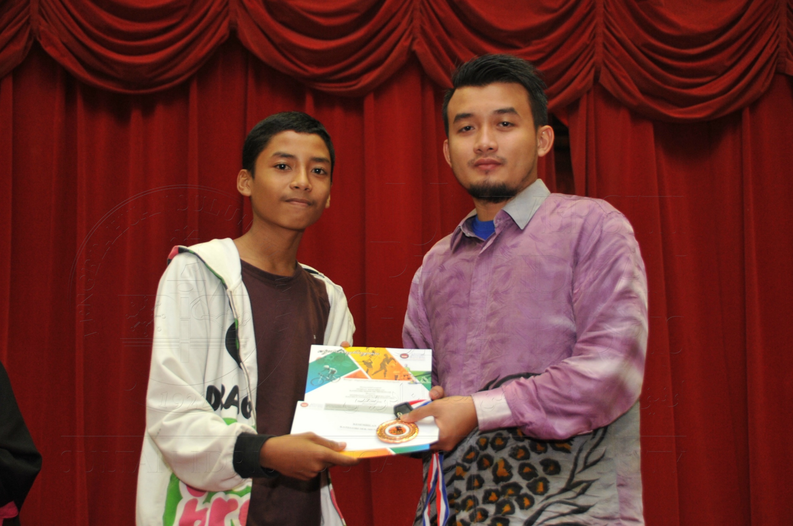 PRO15 158 CATUR HAS 9410